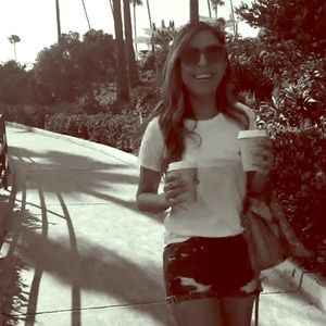 Lover of elevated basics 💛